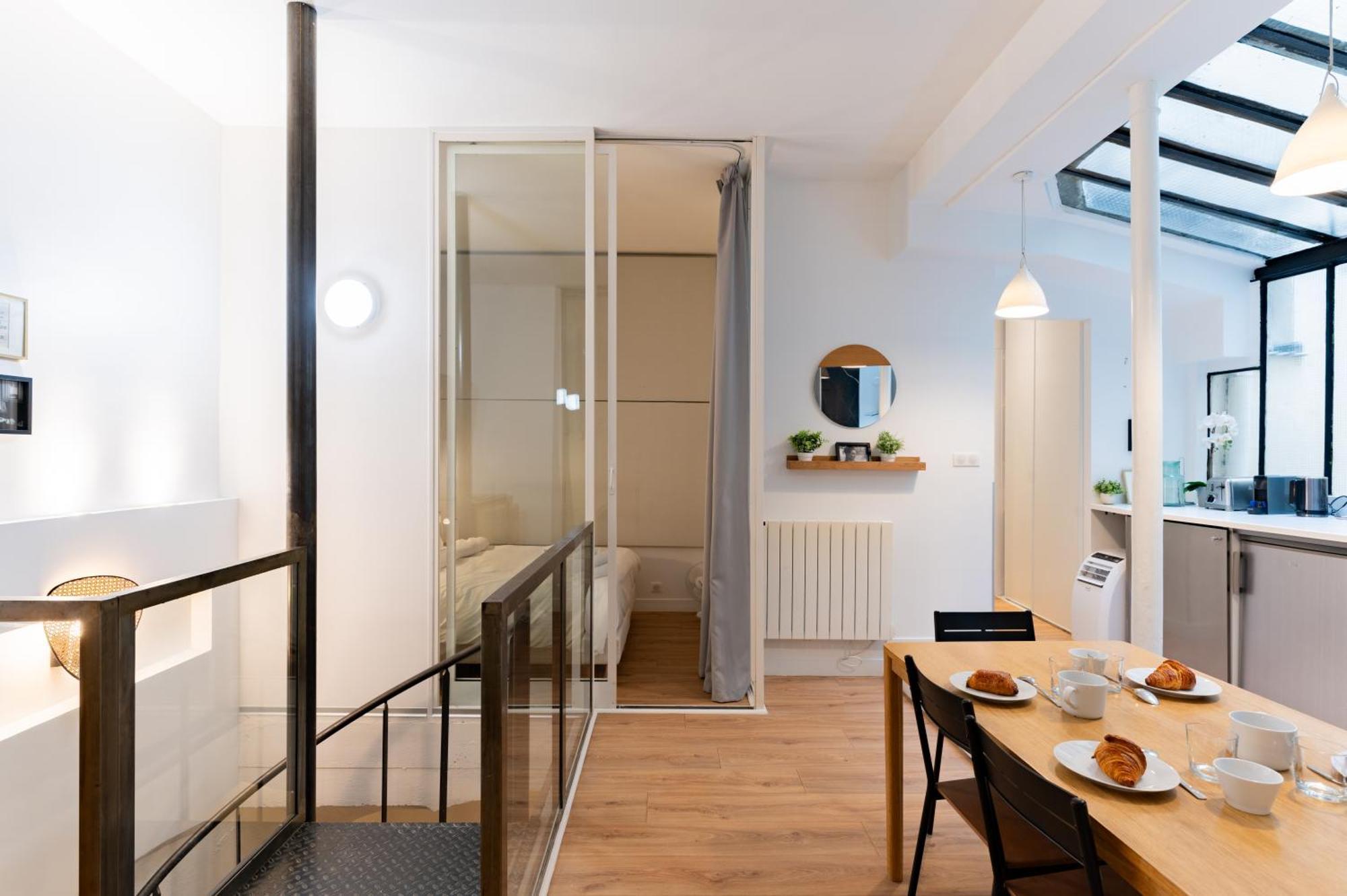 St Germain Sartre Chicsuites Paris Exterior photo