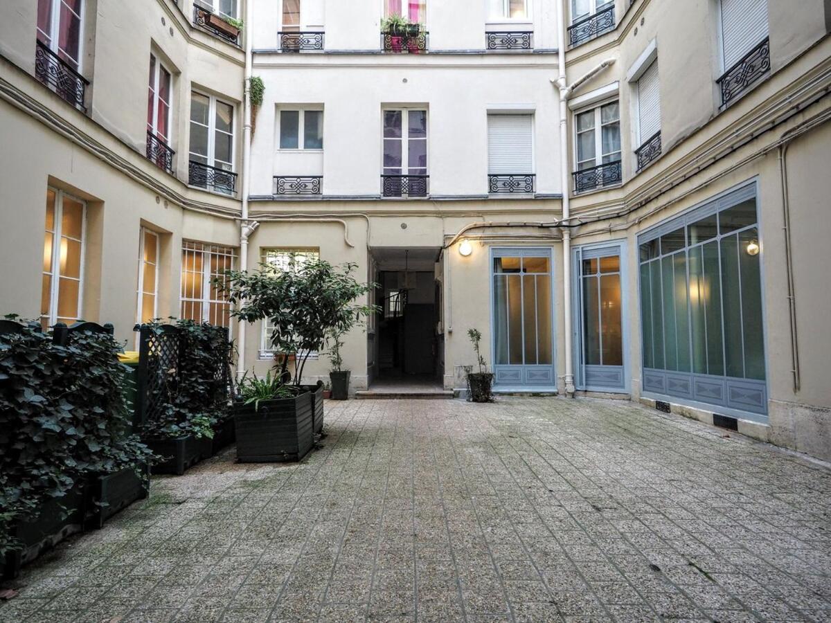 St Germain Sartre Chicsuites Paris Exterior photo